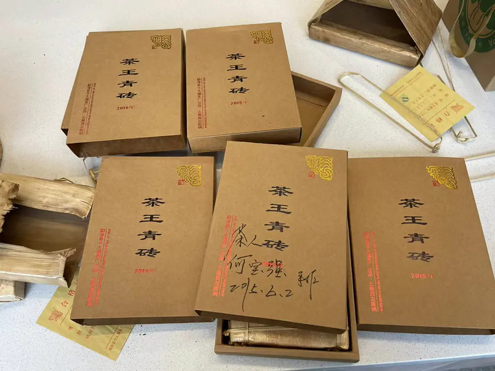 襄阳回收今大福普洱茶2015年生茶熟茶