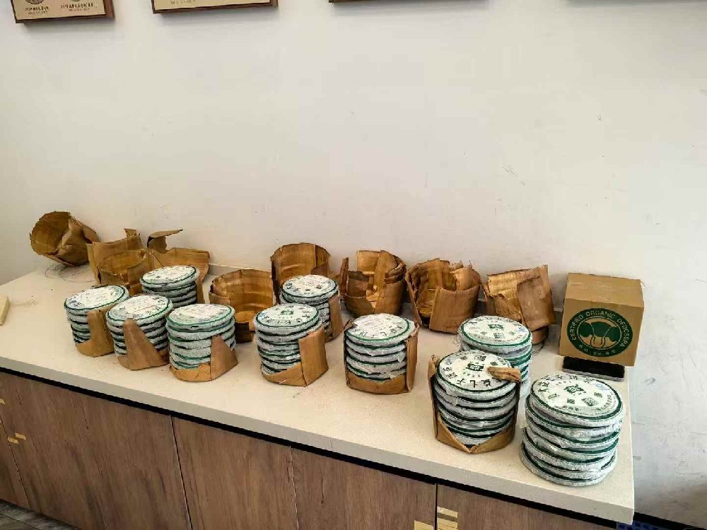 襄阳中老年藏家普洱茶回收指南：如何快速判断手中茶品的当前市场价值